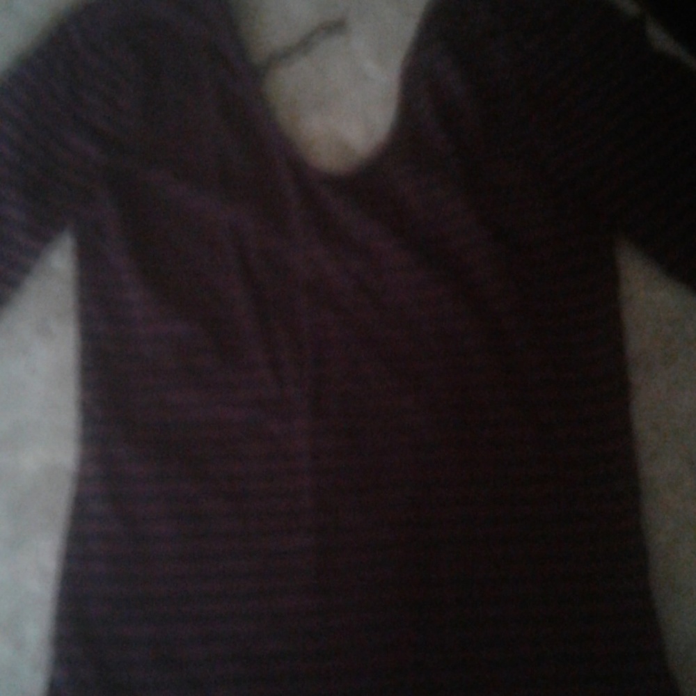 Womens half sleeve T. Scoop neck. Tight fight.